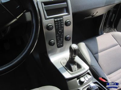 volvo s40 interior detail